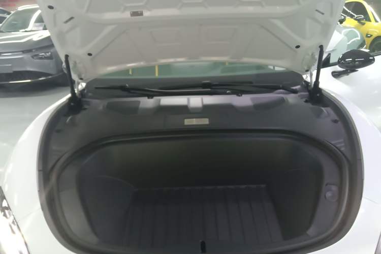 Used Xiaomi Auto SU7 Ultra 2025 Ultra Model Engine Bay