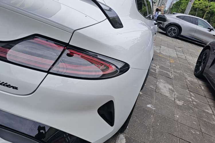 Used Xiaomi Auto SU7 Ultra 2025 Ultra Model Exterior 3