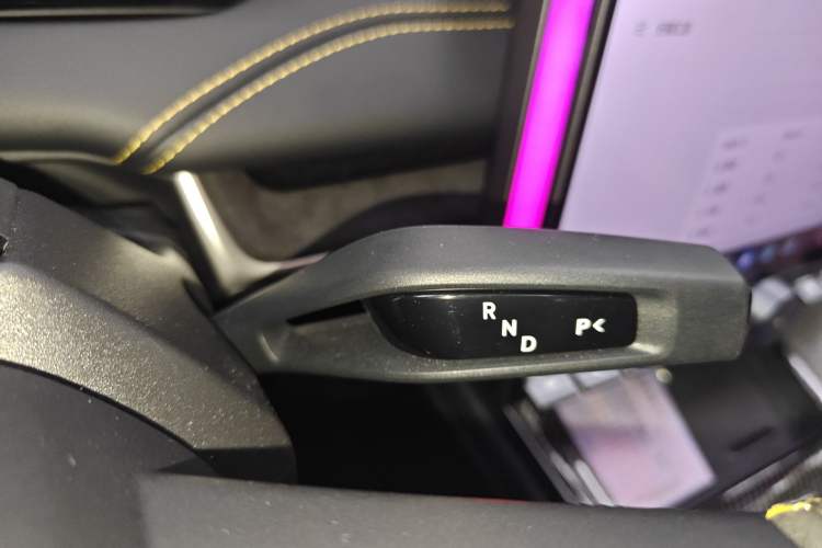 Used Xiaomi Auto SU7 Ultra 2025 Ultra Model Gear Lever