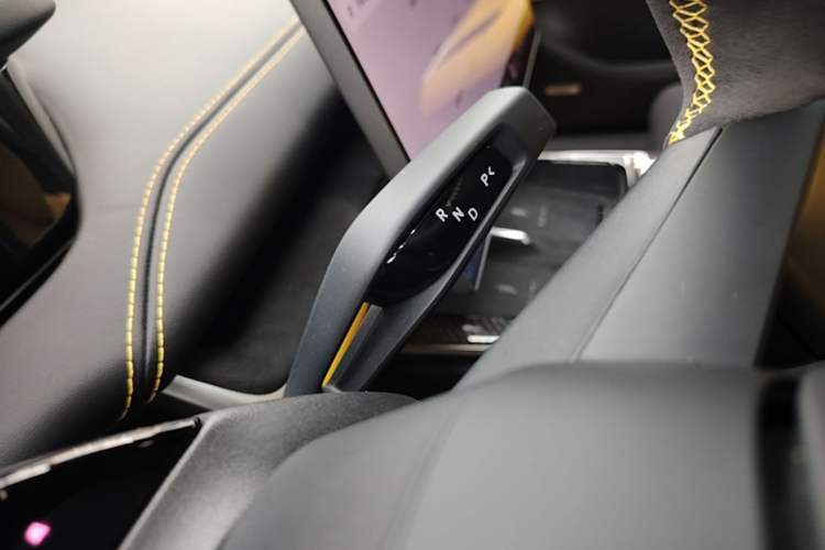 Used Xiaomi Auto SU7 Ultra 2025 Ultra Model Gear Lever