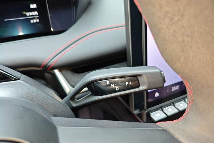 Used Xiaomi Auto SU7 Ultra 2025 Ultra Model Gear Lever