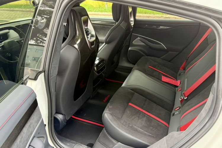 Used Xiaomi Auto SU7 Ultra 2025 Ultra Model Interior 1