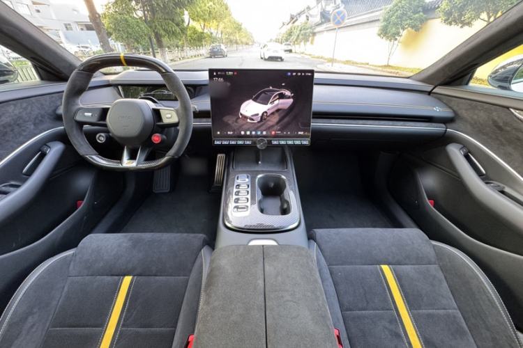 Used Xiaomi Auto SU7 Ultra 2025 Ultra Model Interior 2