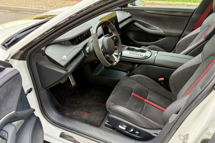 Used Xiaomi Auto SU7 Ultra 2025 Ultra Model Interior 2