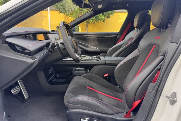 Used Xiaomi Auto SU7 Ultra 2025 Ultra Model Interior 2