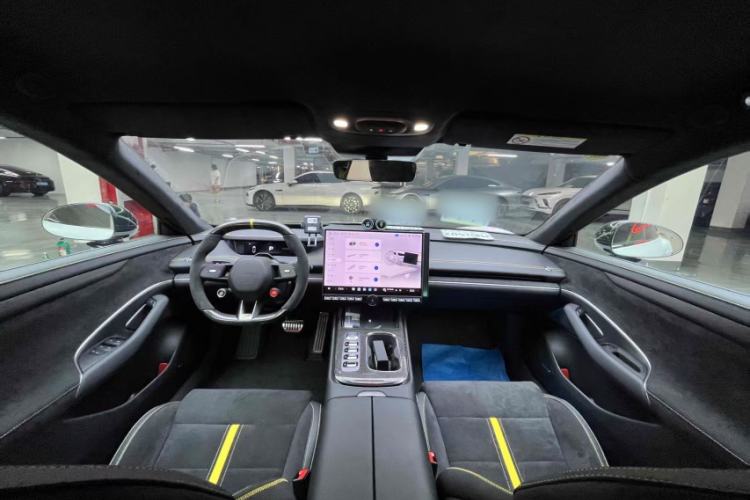 Used Xiaomi Auto SU7 Ultra 2025 Ultra Model Interior 5