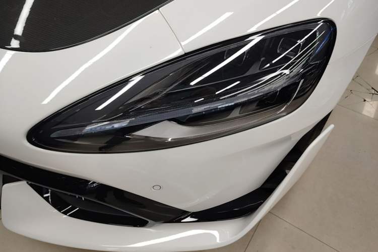 Used Xiaomi Auto SU7 Ultra 2025 Ultra Model Left Front Headlight