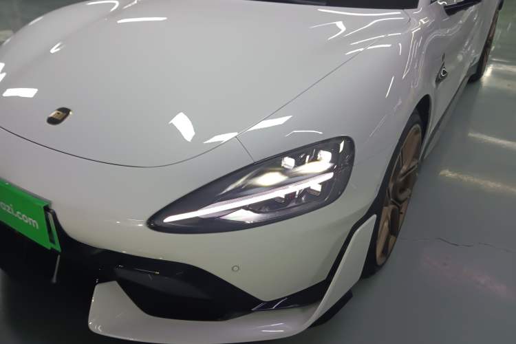 Used Xiaomi Auto SU7 Ultra 2025 Ultra Model Left Front Headlight
