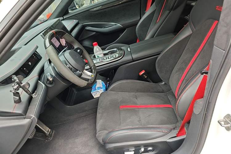 Used Xiaomi Auto SU7 Ultra 2025 Ultra Model Left Front Seat