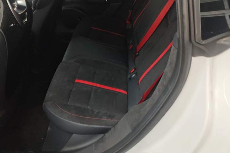 Used Xiaomi Auto SU7 Ultra 2025 Ultra Model Left Rear Seat
