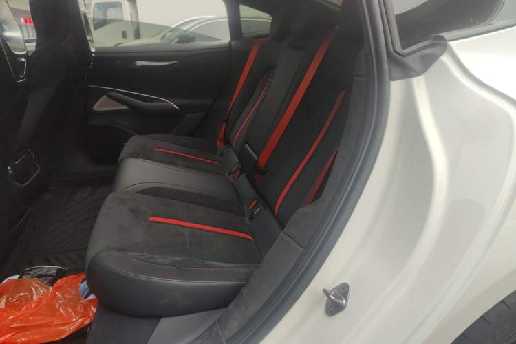 Used Xiaomi Auto SU7 Ultra 2025 Ultra Model Left Rear Seat