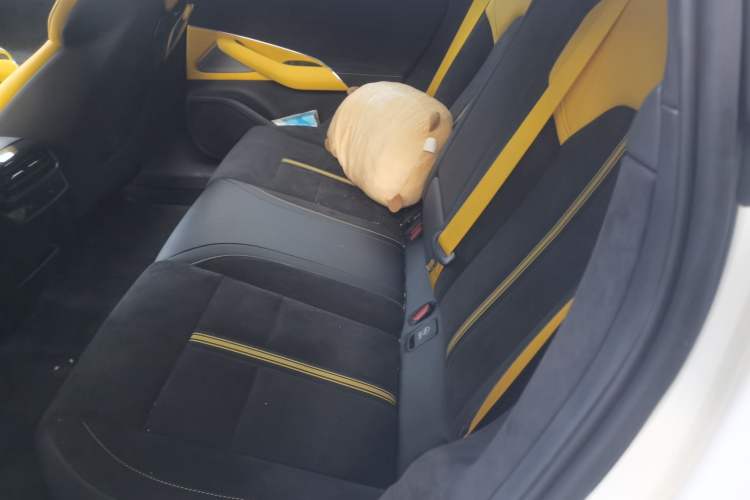 Used Xiaomi Auto SU7 Ultra 2025 Ultra Model Left Rear Seat