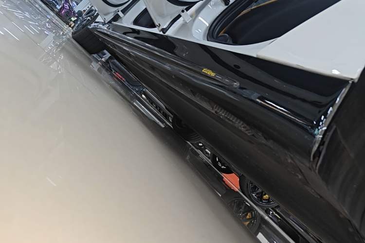 Used Xiaomi Auto SU7 Ultra 2025 Ultra Model Left Side Sill