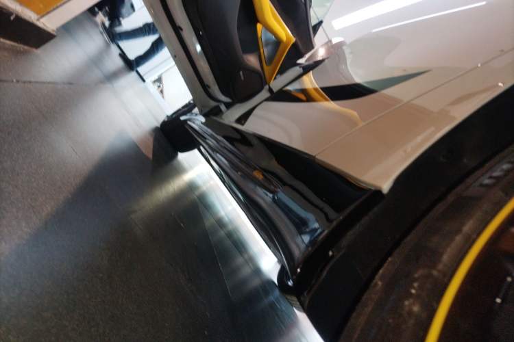 Used Xiaomi Auto SU7 Ultra 2025 Ultra Model Left Side Sill