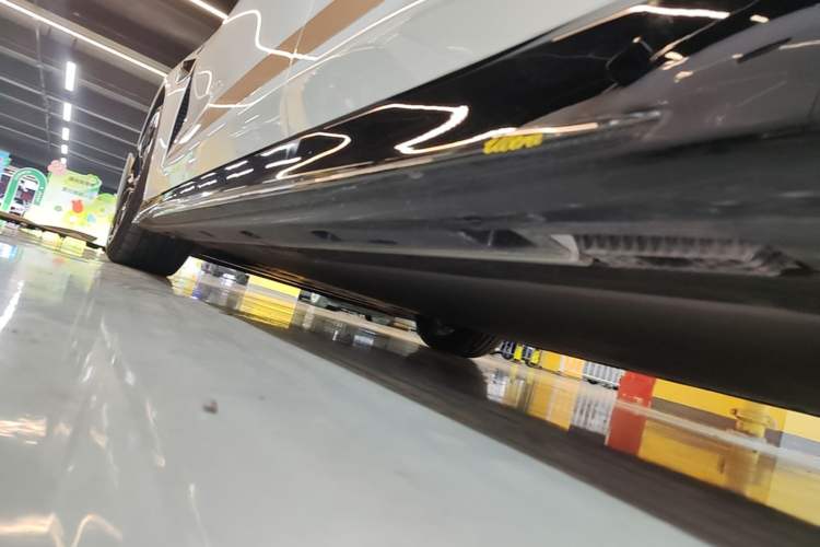 Used Xiaomi Auto SU7 Ultra 2025 Ultra Model Left Side Sill