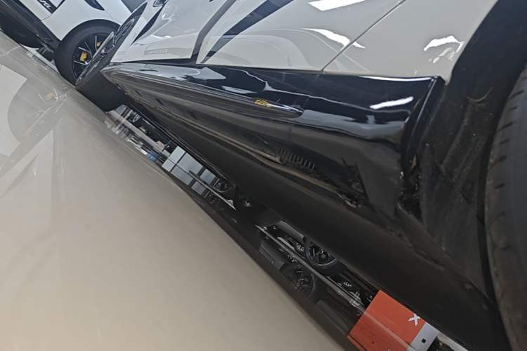 Used Xiaomi Auto SU7 Ultra 2025 Ultra Model Left Side Sill