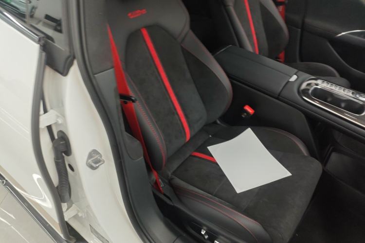 Used Xiaomi Auto SU7 Ultra 2025 Ultra Model Right Front Seat