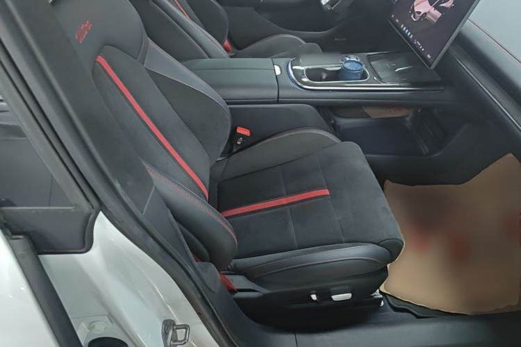 Used Xiaomi Auto SU7 Ultra 2025 Ultra Model Right Front Seat