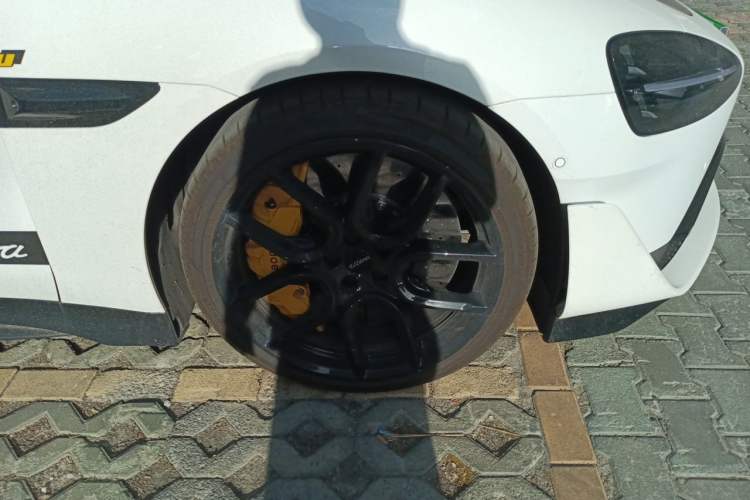 Used Xiaomi Auto SU7 Ultra 2025 Ultra Model Right Front Wheel Hub