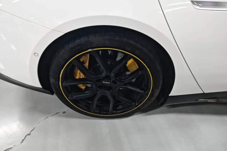 Used Xiaomi Auto SU7 Ultra 2025 Ultra Model Right Rear Wheel Hub