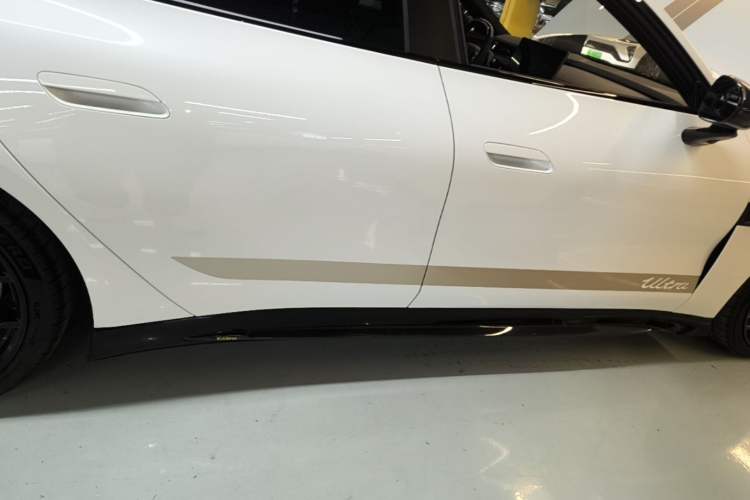 Used Xiaomi Auto SU7 Ultra 2025 Ultra Model Right Side Sill