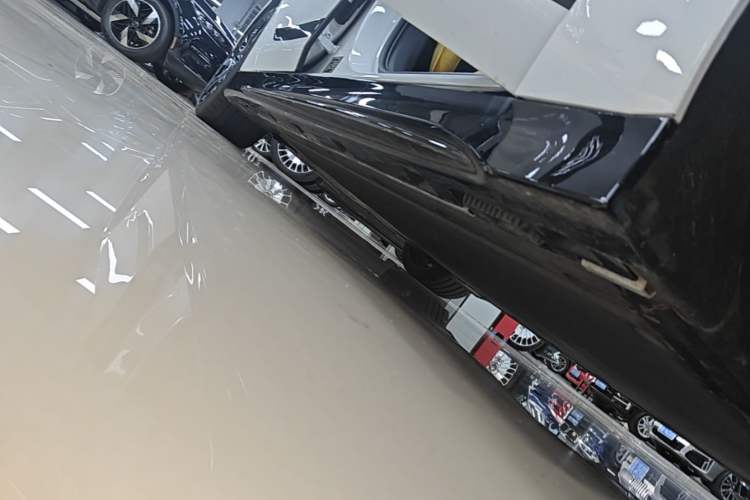 Used Xiaomi Auto SU7 Ultra 2025 Ultra Model Right Side Sill