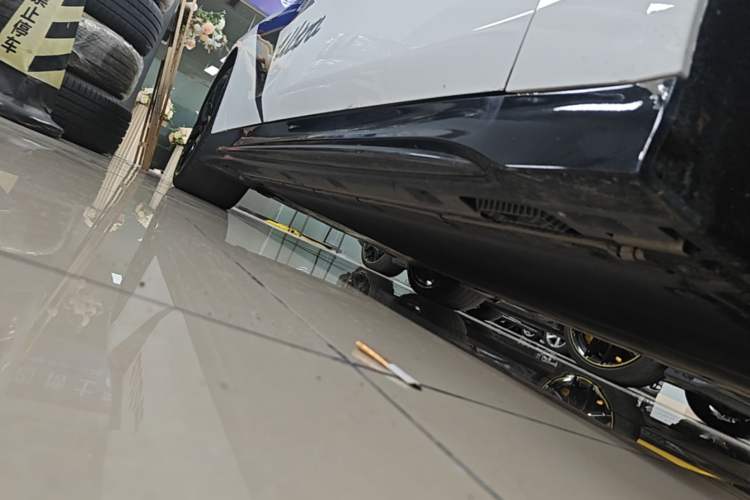 Used Xiaomi Auto SU7 Ultra 2025 Ultra Model Right Side Sill