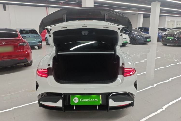 Used Xiaomi Auto SU7 Ultra 2025 Ultra Model Trunk