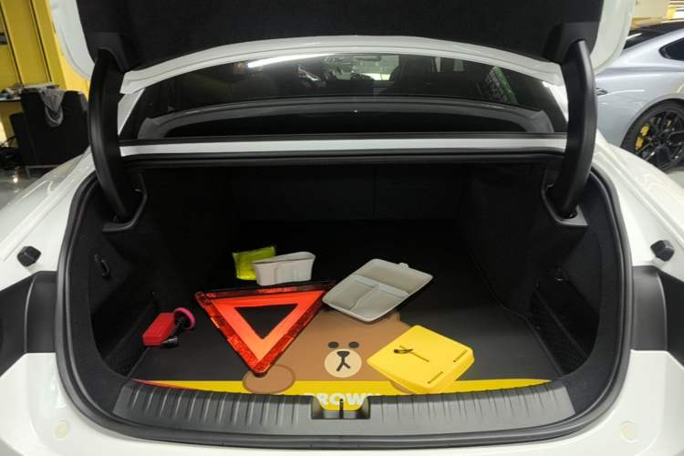 Used Xiaomi Auto SU7 Ultra 2025 Ultra Model Trunk