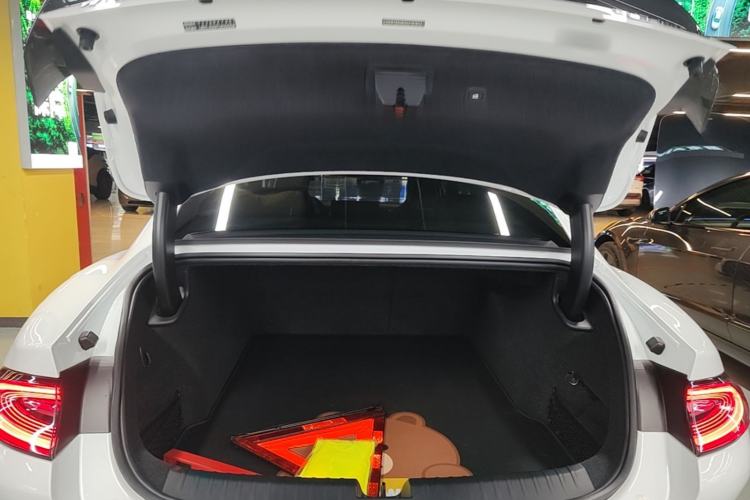 Used Xiaomi Auto SU7 Ultra 2025 Ultra Model Trunk