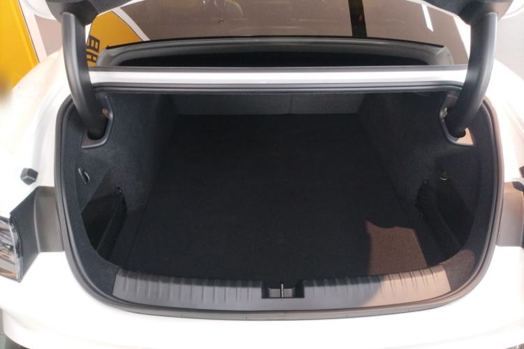 Used Xiaomi Auto SU7 Ultra 2025 Ultra Model Trunk