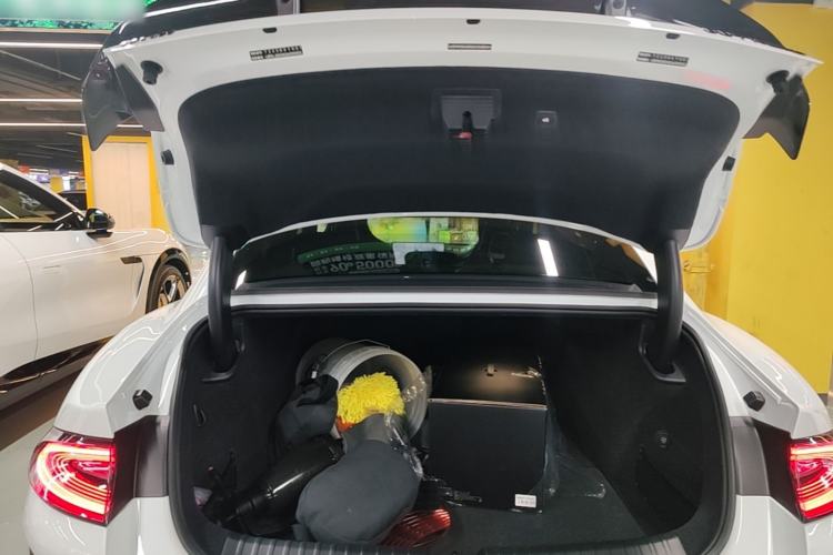 Used Xiaomi Auto SU7 Ultra 2025 Ultra Model Trunk