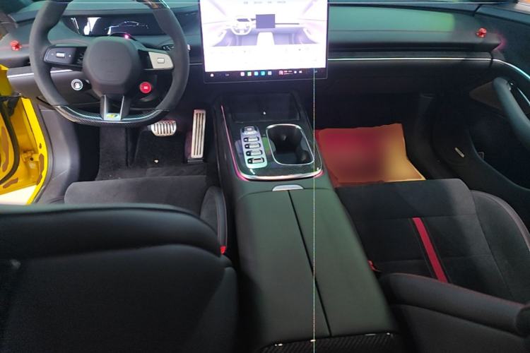Used Xiaomi Auto SU7 Ultra 2025 Ultra Model Center Console