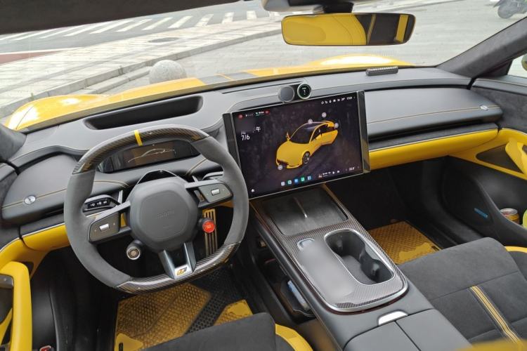 Used Xiaomi Auto SU7 Ultra 2025 Ultra Model Center Console