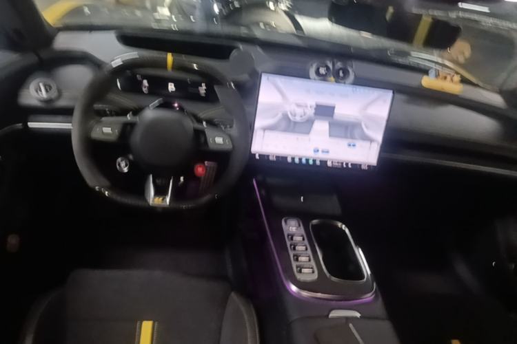 Used Xiaomi Auto SU7 Ultra 2025 Ultra Model Center Console