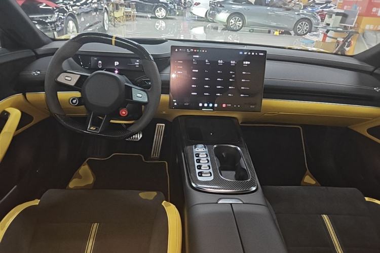 Used Xiaomi Auto SU7 Ultra 2025 Ultra Model Center Console