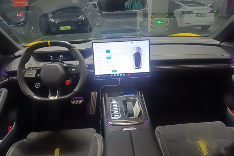Used Xiaomi Auto SU7 Ultra 2025 Ultra Model Center Console