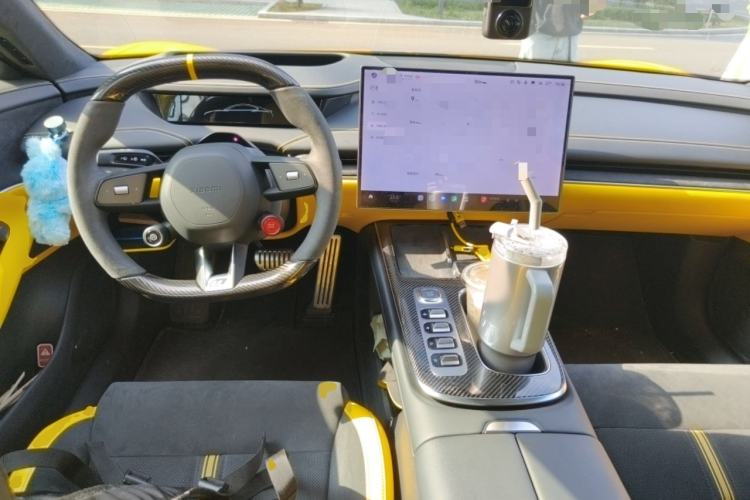 Used Xiaomi Auto SU7 Ultra 2025 Ultra Model Center Console