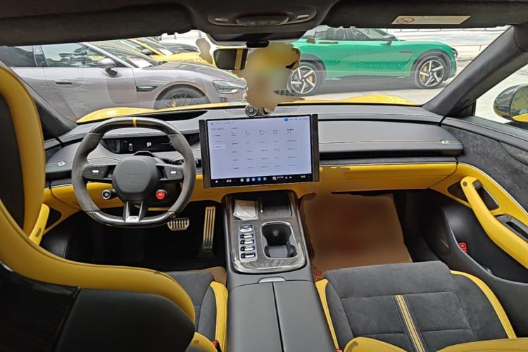 Used Xiaomi Auto SU7 Ultra 2025 Ultra Model Center Console