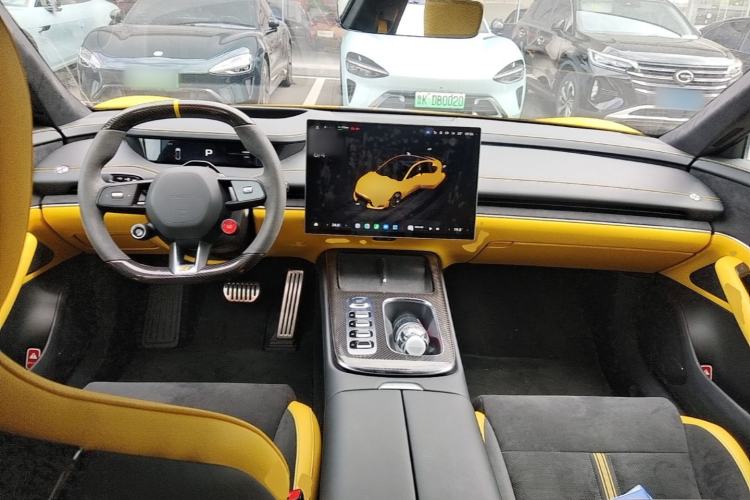 Used Xiaomi Auto SU7 Ultra 2025 Ultra Model Center Console