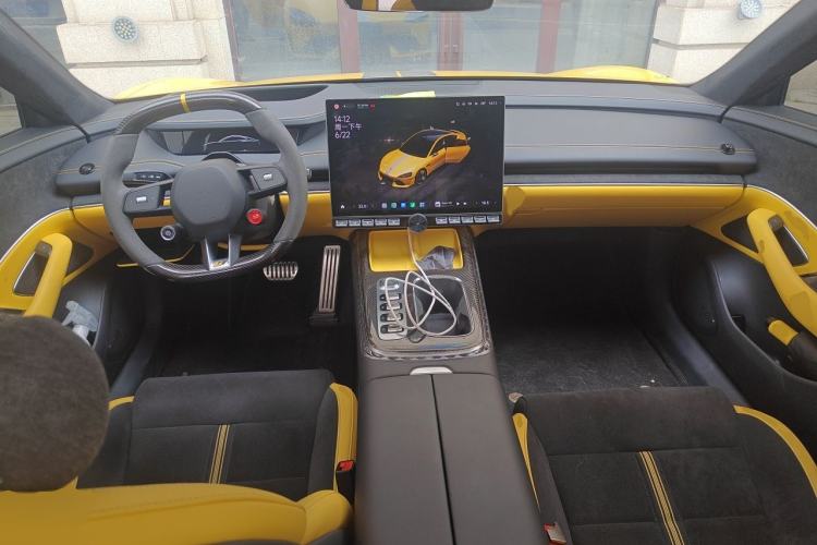 Used Xiaomi Auto SU7 Ultra 2025 Ultra Model Center Console