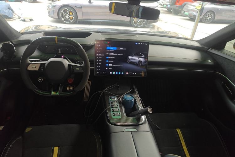 Used Xiaomi Auto SU7 Ultra 2025 Ultra Model Center Console
