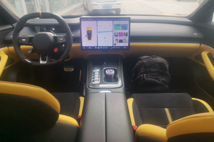 Used Xiaomi Auto SU7 Ultra 2025 Ultra Model Center Console