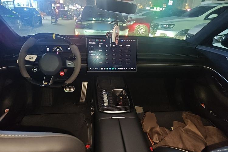 Used Xiaomi Auto SU7 Ultra 2025 Ultra Model Center Console