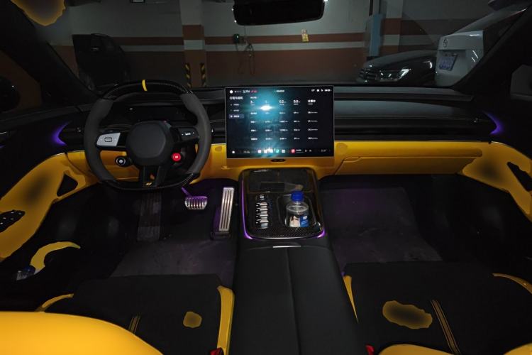 Used Xiaomi Auto SU7 Ultra 2025 Ultra Model Center Console