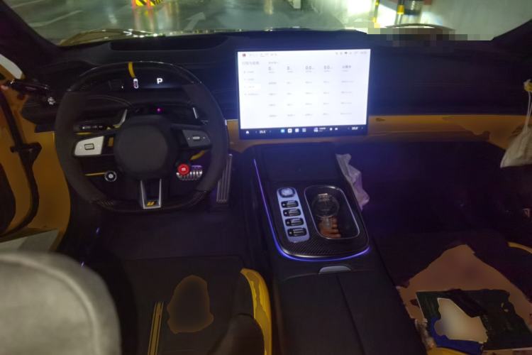 Used Xiaomi Auto SU7 Ultra 2025 Ultra Model Center Console