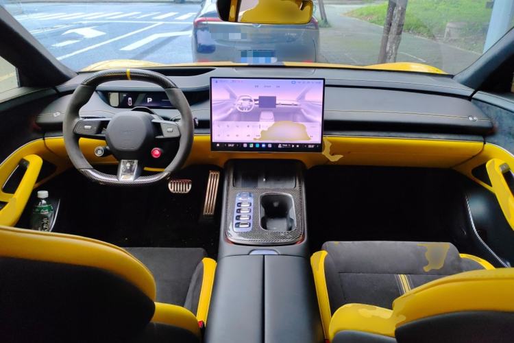 Used Xiaomi Auto SU7 Ultra 2025 Ultra Model Center Console