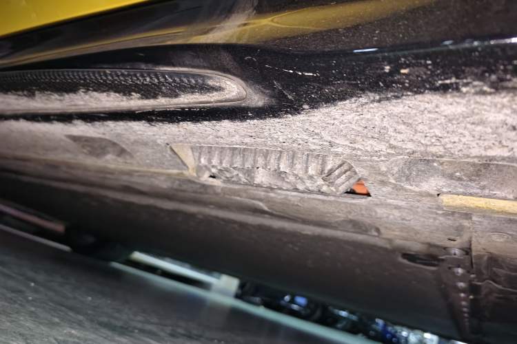 Used Xiaomi Auto SU7 Ultra 2025 Ultra Model Chassis Front Right