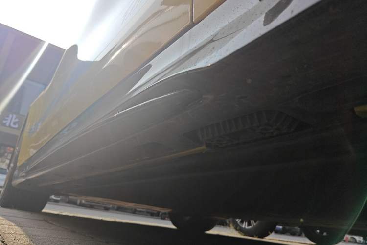 Used Xiaomi Auto SU7 Ultra 2025 Ultra Model Chassis Front Right