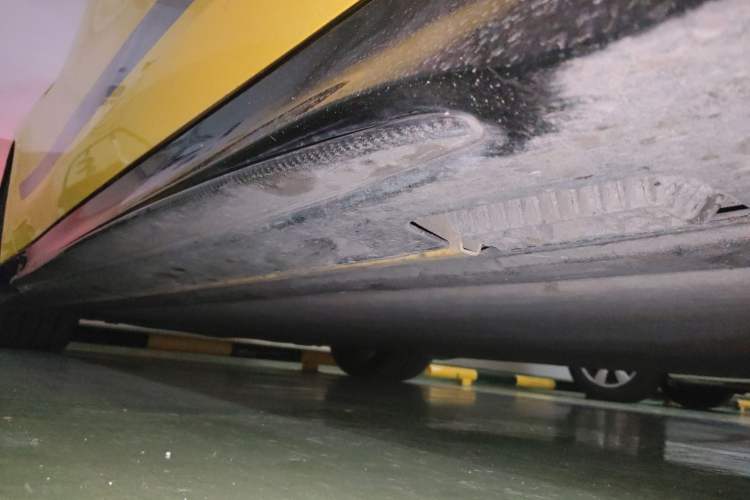Used Xiaomi Auto SU7 Ultra 2025 Ultra Model Chassis Front Right